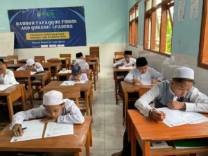 Agenda ujian santri Banin Ma'had Wakaf Al izzah