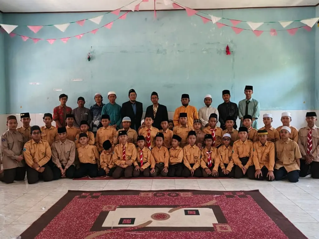 Ma'had Wakaf Al Izzah Mencetak Generasi Tafaqquh Fiddin and Quranic Leaders