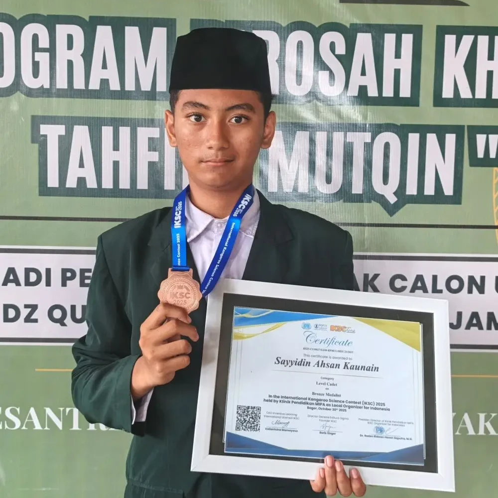 Ananda Sayyidin Ahsan Kaunain (Kelas 7 SMP _ Mustawa I)